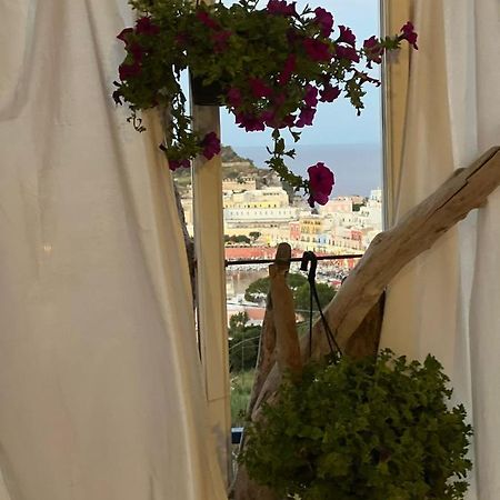 Villa Isabella ポンツァ エクステリア 写真